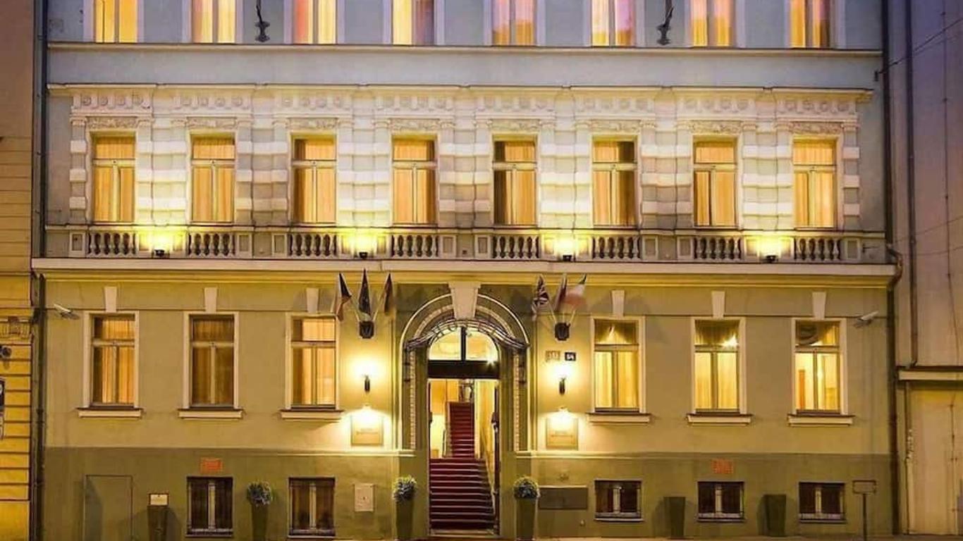 Raffaello Hotel